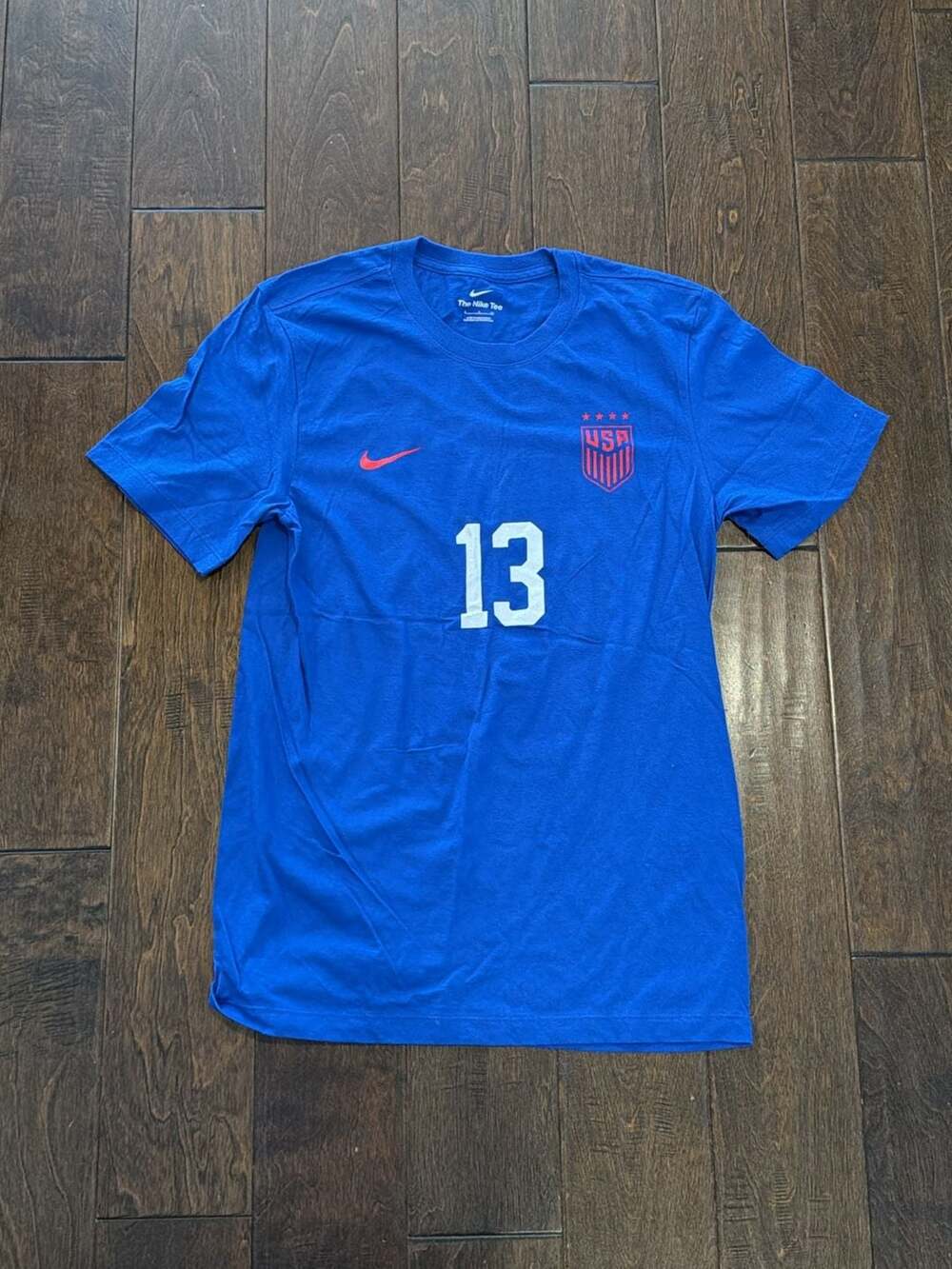 Nike USWNT Alex Morgan #13 Royal Blue Graphic T-Shirt - Small